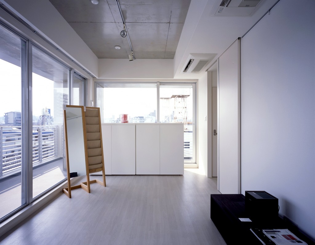 広島のデザイナーズマンションの一室